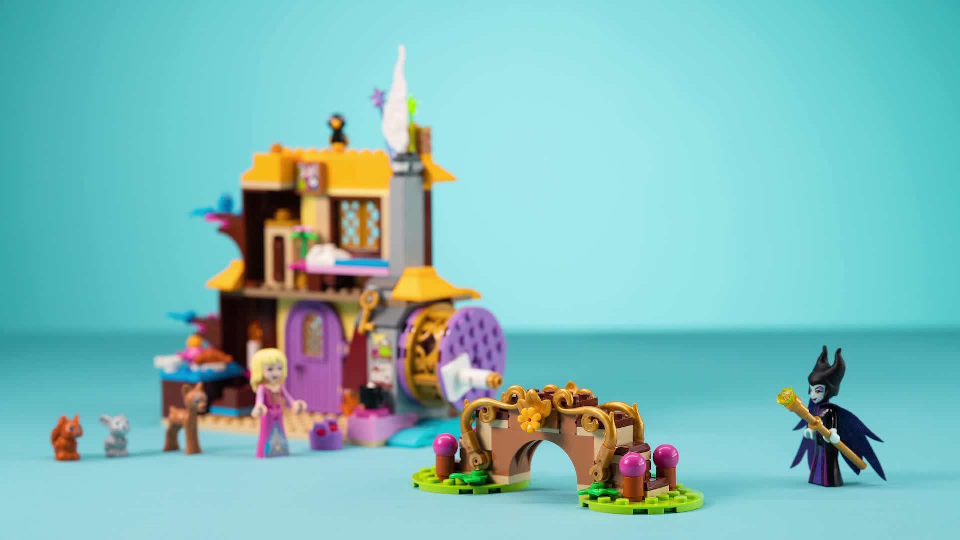 Amazon.com: Lego 43187 Disney Princess Rapunzel's Tower, Buildable